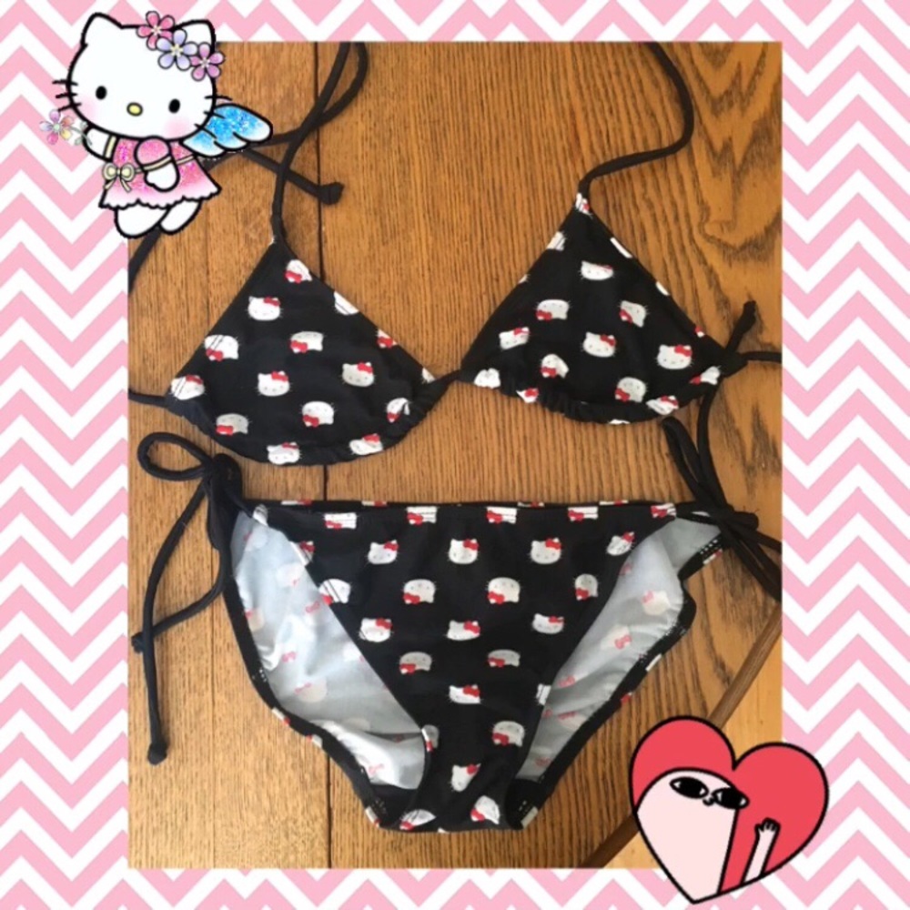 Hello Kitty bikini top & bottom set S